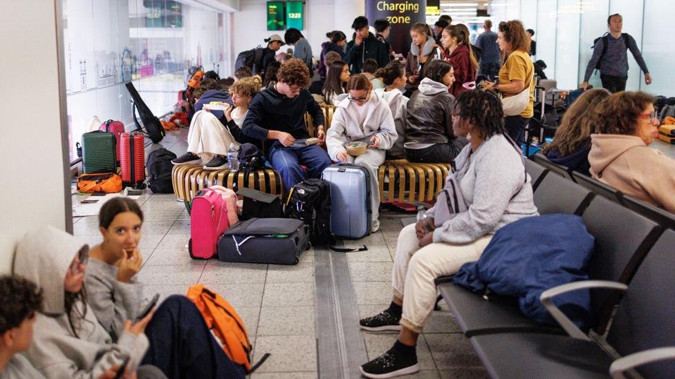 Millisecond Software Defect Blamed for UK Air Traffic Chaos