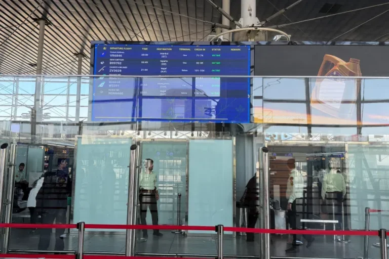 UAE Suspends Iranian Airline Flights Over US Sanctions