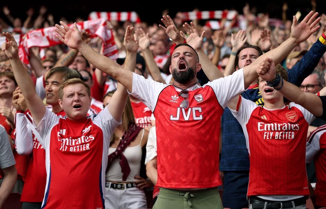 UK Prime Minister Considers Ending Soccer Stadium Alcohol Ban
