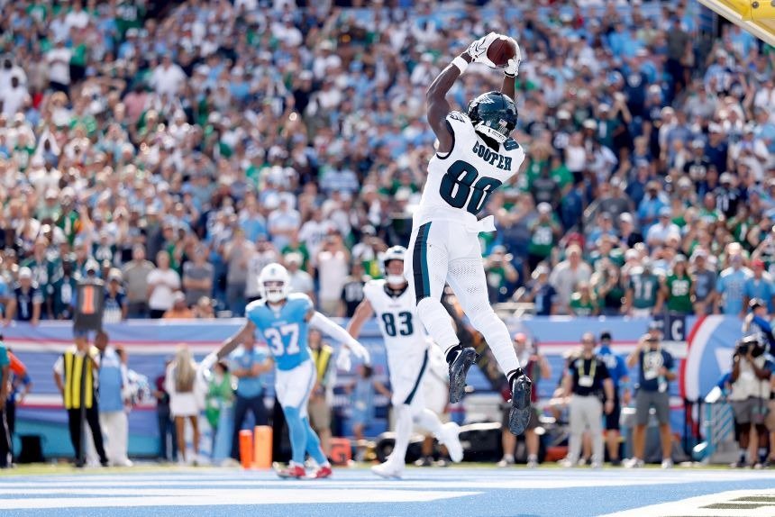 Eagles Edge Titans 24-20 as Extreme Turf Heat Challenges