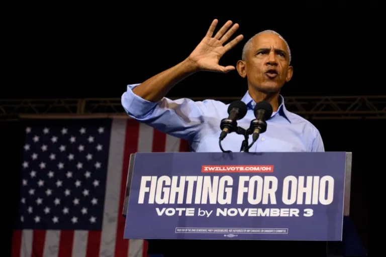 Obama Attacks Trump’s Record at Ohio Democratic Rally