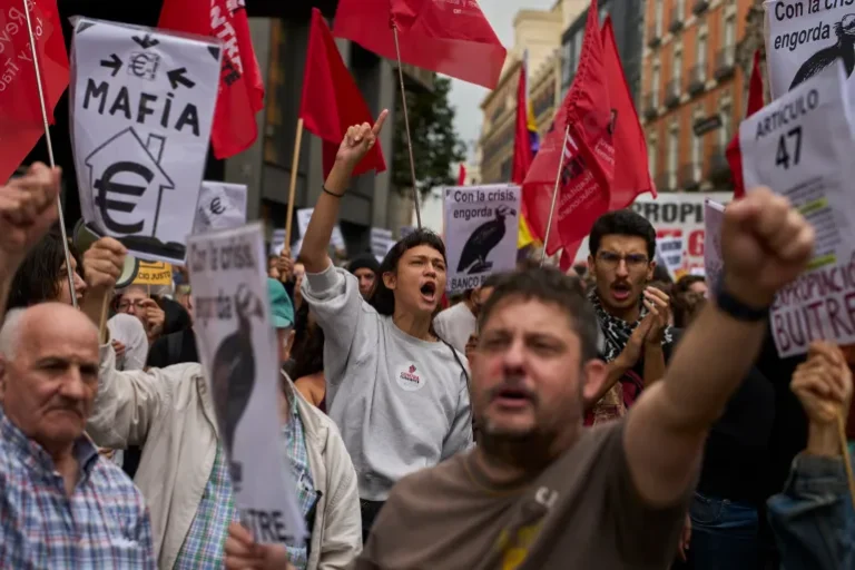 Spain’s Parliament Rejects Government Housing Reforms Amid Protests