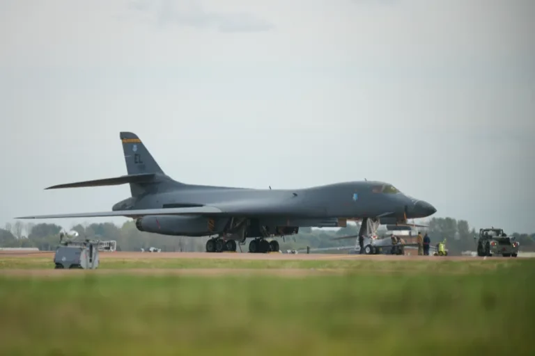 US Withdraws B-1 Bombers from UK Base Amid Security
