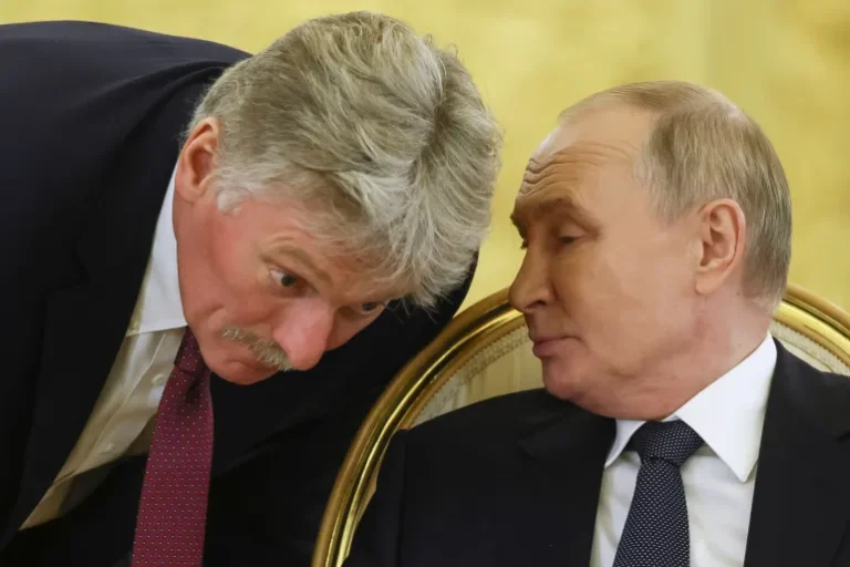 Russia and Ukraine Set Trilateral Talks for November